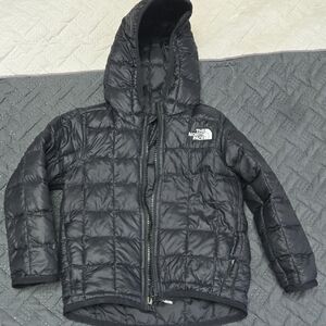 The North Face Kids Charcoal Puffer Jacket